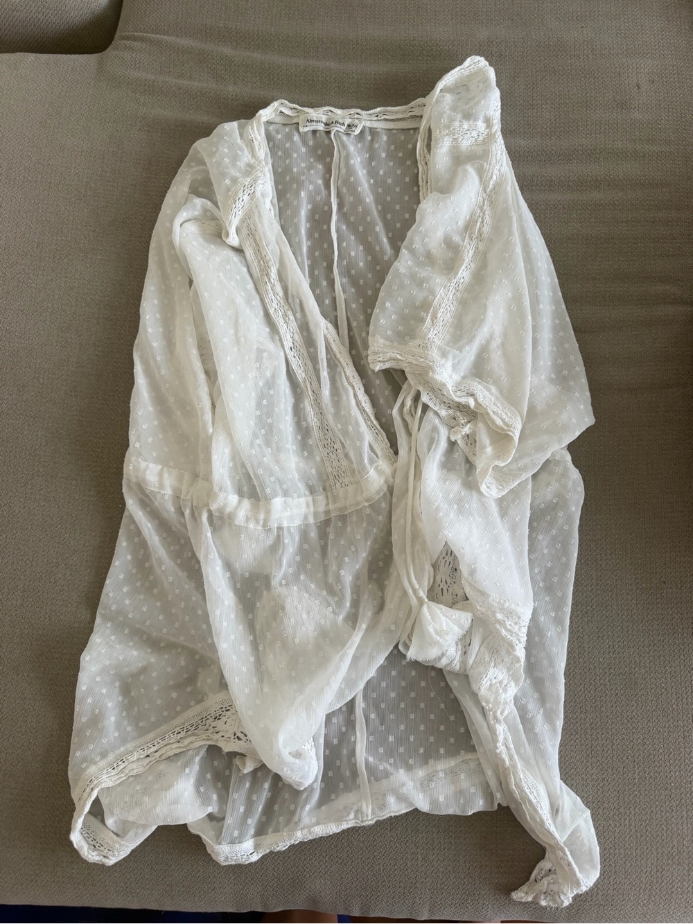 Abercrombie & Fitch Sheer White Dotted Swiss Lace-Trim Kimono